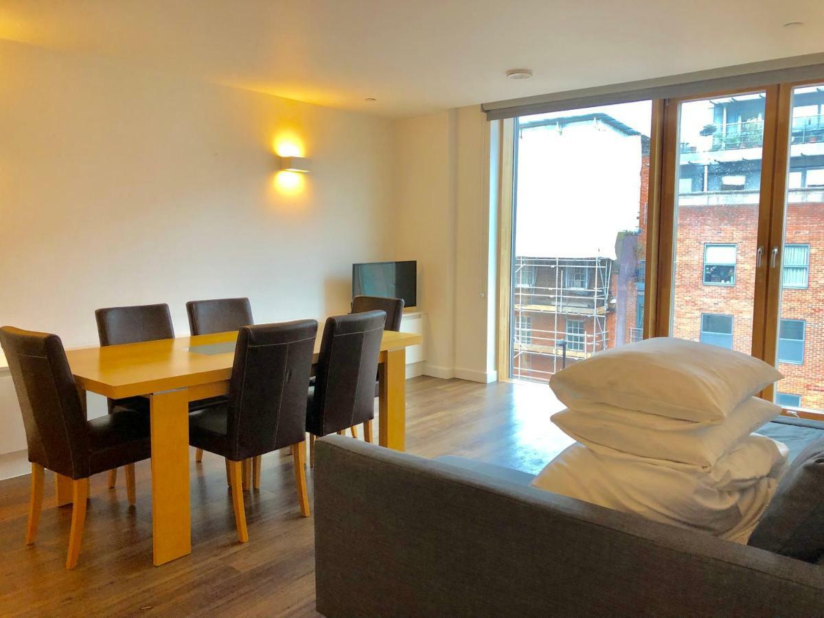 Stylish Apartments In Victoria & Westminster ลอนดอน ภายนอก รูปภาพ